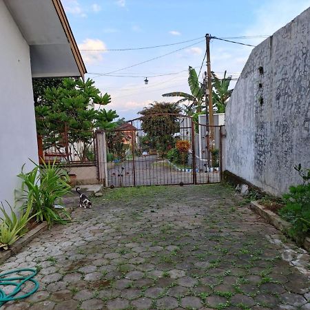Indo Homestay 玛琅 外观 照片