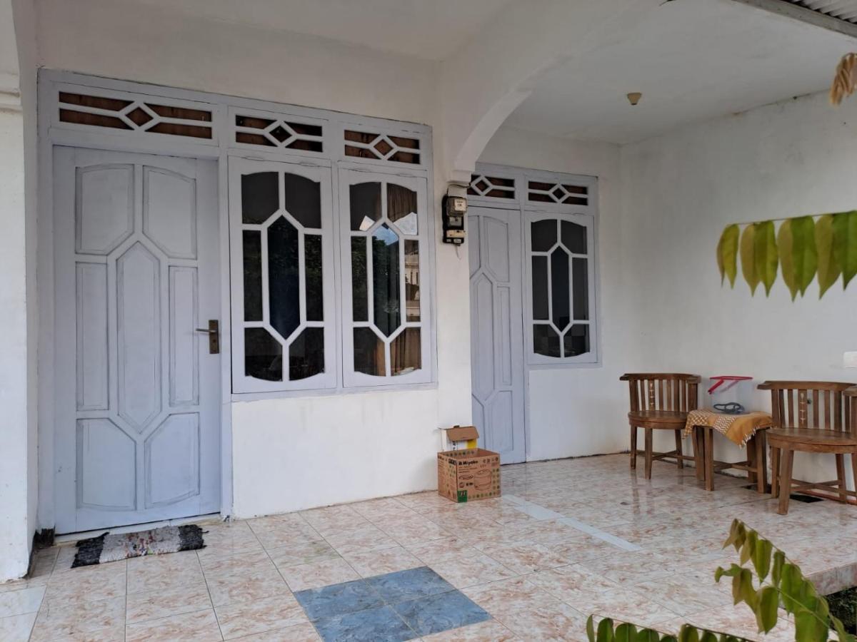 Indo Homestay 玛琅 外观 照片